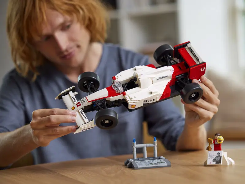LEGO Icons F1