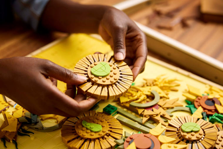LEGO Van Gogh Sunflowers demonstrates some fun new botanical techniques